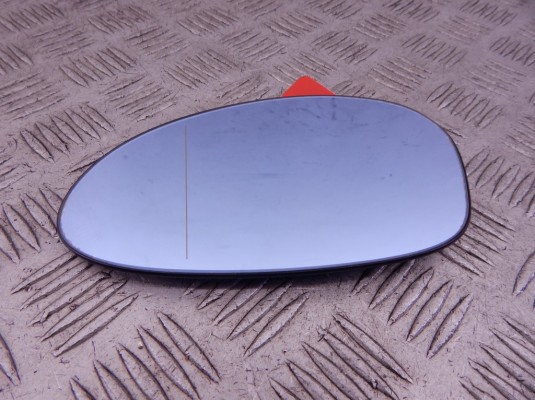 Стекло зеркала наружного левого BMW 3-series (E90/91/92) 51 16 7 145 267