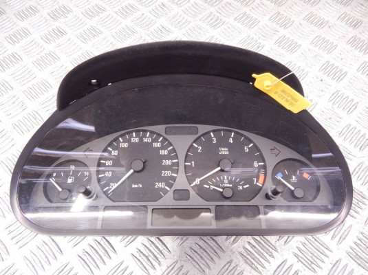 Щиток приборов (приборная панель) BMW 3-series (E46) 62 10 4 117 729