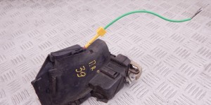 Замок двери передней правой BMW 5-series (E39) 51 21 8 235 104