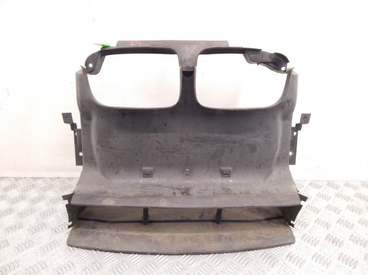 Воздухозаборник BMW 3-series (E46) 51 71 8 202 831