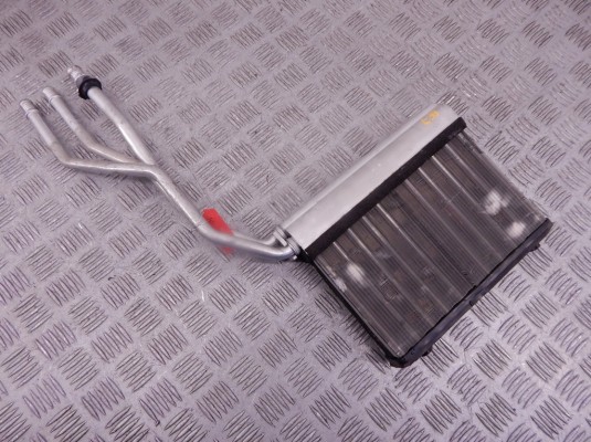 Радиатор отопителя (печки) BMW 5-series (E39) 64 11 8 373 840 Радиатор отопителя (печки) BMW 5-series (E39) 64 11 8 373 840