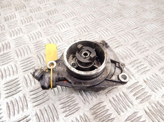 Насос вакуумный BMW 5-series (E39) 11 66 7 795 143