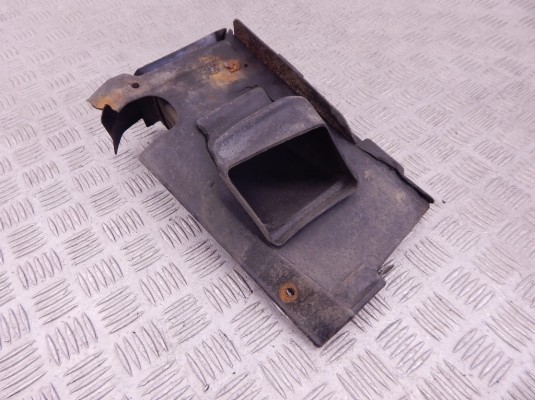 Воздуховод тормозной правый BMW 7-series (E38) 51 71 8 163 836