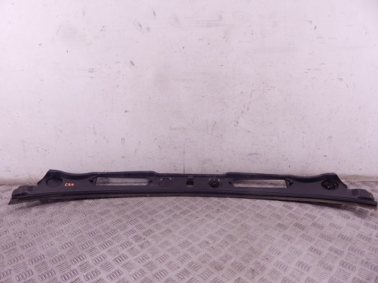 Дождевик BMW 1-series (E87) 51 71 7 058 220 Дождевик BMW 1-series (E87) 51 71 7 058 220