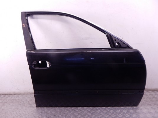 Дверь передняя правая BMW 5-series (E39) 41 51 8 216 818 Дверь передняя правая BMW 5-series (E39) 41 51 8 216 818