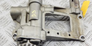 Насос масляный BMW 6-series (E63/E64) 11 41 7 792 945