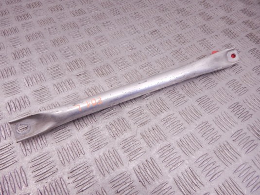 Распорка стоек BMW 7-series (F01/02) 51 71 7 180 315 Распорка стоек BMW 7-series (F01/02) 51 71 7 180 315