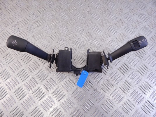 Переключатель подрулевой (стрекоза) BMW 5-series (E39) 61 31 8 352 014