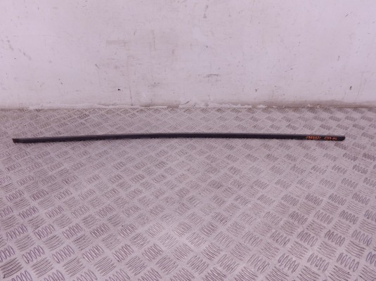 Молдинг двери передней левой BMW X5-series (E53)