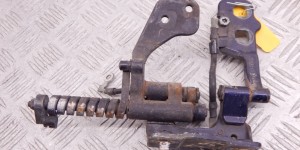 Петля крышки багажника BMW 3-series (E46) 51 24 8 254 015