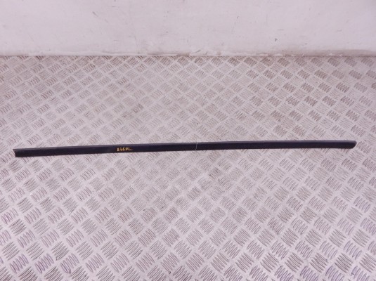 Молдинг двери передней левой BMW 3-series (E46) 51 13 8 208 449