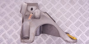 Кронштейн двигателя BMW X5-series (E70) 22 11 6 777 258