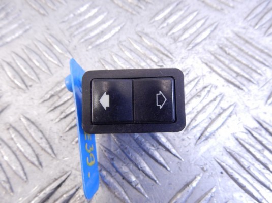 Блок управления стеклоподъемниками BMW 5-series (E39) 61 31 8 368 974