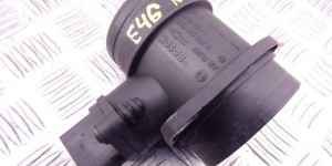 Расходомер воздуха BMW 3-series (E46) 13 62 1 438 687 Расходомер воздуха BMW 3-series (E46) 13 62 1 438 687