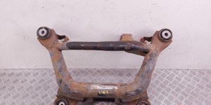 Балка подвески задняя BMW 3-series (E46) 33 31 6 770 865