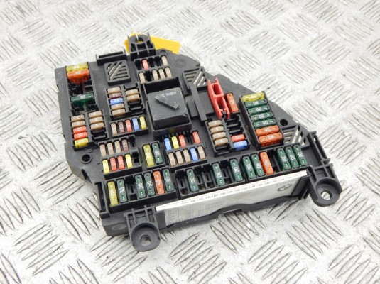 Блок предохранителей BMW 7-series (F01/02) 61 14 9 151 322