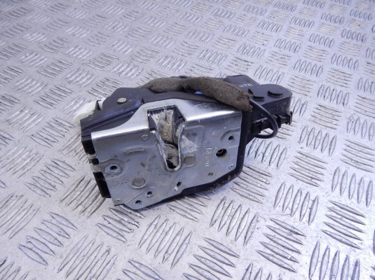 Замок двери передней правой BMW 3-series (E46) 51 21 8 206 408