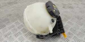 Бачок расширительный BMW 3-series (F30/31) 17 13 7 642 159 Бачок расширительный BMW 3-series (F30/31) 17 13 7 642 159