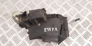 Замок двери передней правой BMW 5-series (E39) 51 21 8 235 102
