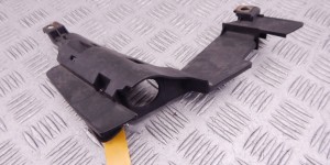 Крепление фары правой BMW 3-series (E46) 63 12 8 380 188 Крепление фары правой BMW 3-series (E46) 63 12 8 380 188