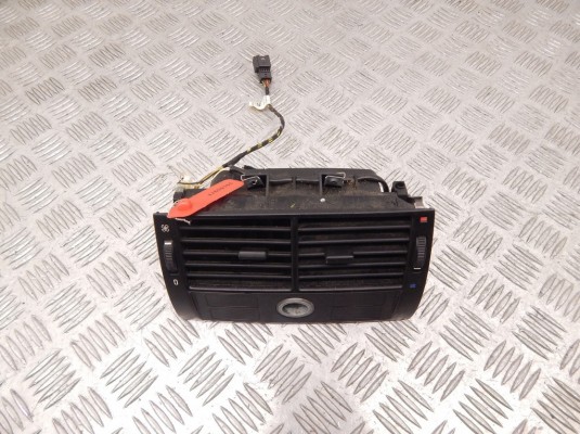 Дефлектор обдува салона BMW X5-series (E53) 64 22 8 409 081