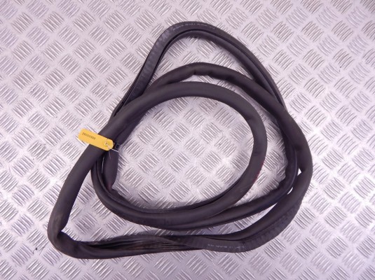 Уплотнитель BMW 7-series (F01/02) 51 33 7 177 998 Уплотнитель BMW 7-series (F01/02) 51 33 7 177 998
