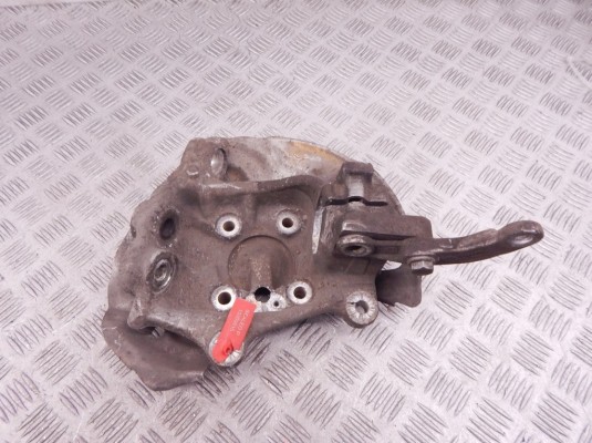 Ступица передняя правая BMW 5-series (E39) 31 21 1 092 854