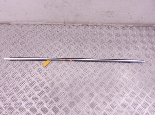 Молдинг стекла двери задней левой наружный BMW 3-series (E90/91/92) 51 35 7 119 215
