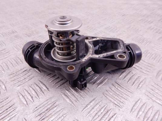 Корпус термостата BMW 5-series (E39) 11 53 1 437 040