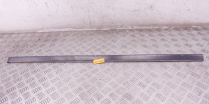 Молдинг двери передней правой BMW 5-series (E39) 51 13 8 184 478 Молдинг двери передней правой BMW 5-series (E39) 51 13 8 184 478