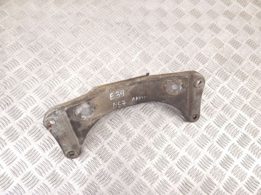 Кронштейн КПП BMW 5-series (E39) 22 32 1 096 106