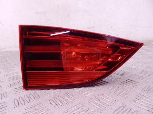 Фонарь крышки багажника левый BMW X1-series (E84) 63 21 2 990 113
