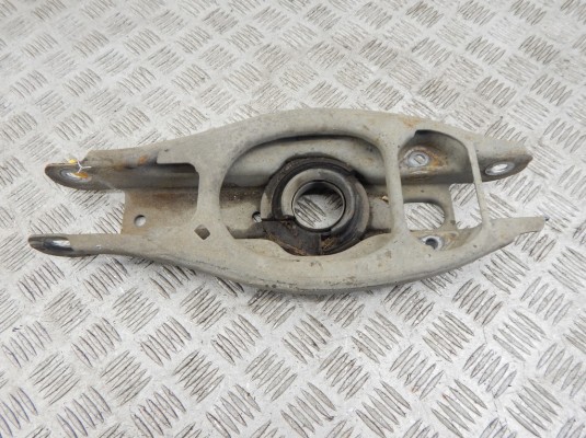 Рычаг задний правый BMW 1-series (E87) 33 32 6 772 899