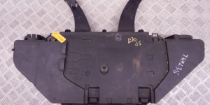 Корпус воздушного фильтра BMW X5-series (E70) 13 71 7 798 340