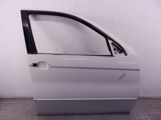 Дверь передняя правая BMW X5-series (E53) 41 51 8 256 824