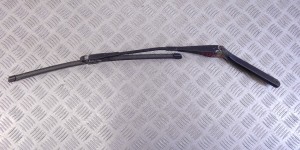 Щеткодержатель (поводок стеклоочистителя, дворник) BMW 1-series (E87) 61 61 7 169 971