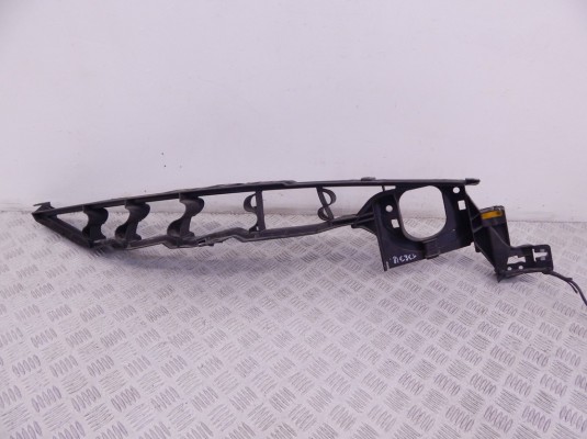 Кронштейн крепления крыла переднего правого BMW X5-series (E70) 51 65 7 157 990