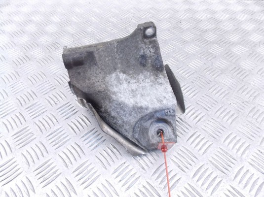 Кронштейн двигателя BMW X5-series (E53) 22 11 6 766 785