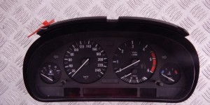 Щиток приборов (приборная панель) BMW 5-series (E39) 62 11 6 914 882