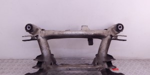 Балка подвески задняя BMW 5-series (E39) 33 31 1 097 248