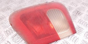 Фонарь крышки багажника правый BMW 3-series (E46) 63 21 8 364 924