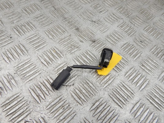 Форсунка омывателя BMW 5-series (E39) 61 66 8 361 039