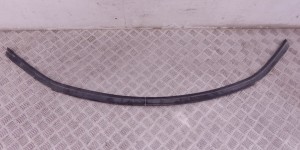 Уплотнитель капота BMW 3-series (F30/31) 51 76 7 255 802