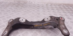 Кронштейн КПП BMW 1-series (E87) 22 31 6 771 064 Кронштейн КПП BMW 1-series (E87) 22 31 6 771 064