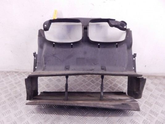 Воздухозаборник BMW 3-series (E46) 51 71 8 268 377