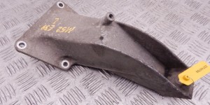 Кронштейн двигателя BMW 5-series (E39) 22 11 1 092 973 Кронштейн двигателя BMW 5-series (E39) 22 11 1 092 973