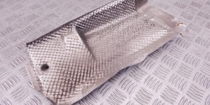 Тепловой экран глушителя BMW 5-series (E39) 51 48 8 256 940 Тепловой экран глушителя BMW 5-series (E39) 51 48 8 256 940