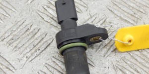 Датчик распредвала BMW 1-series (E87) 13 62 7 803 093