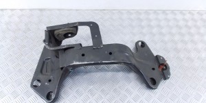Кронштейн КПП BMW X5-series (E53) 22 31 6 762 275