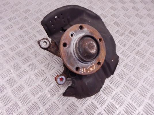 Ступица передняя правая BMW 3-series (E46) 31 21 1 096 430